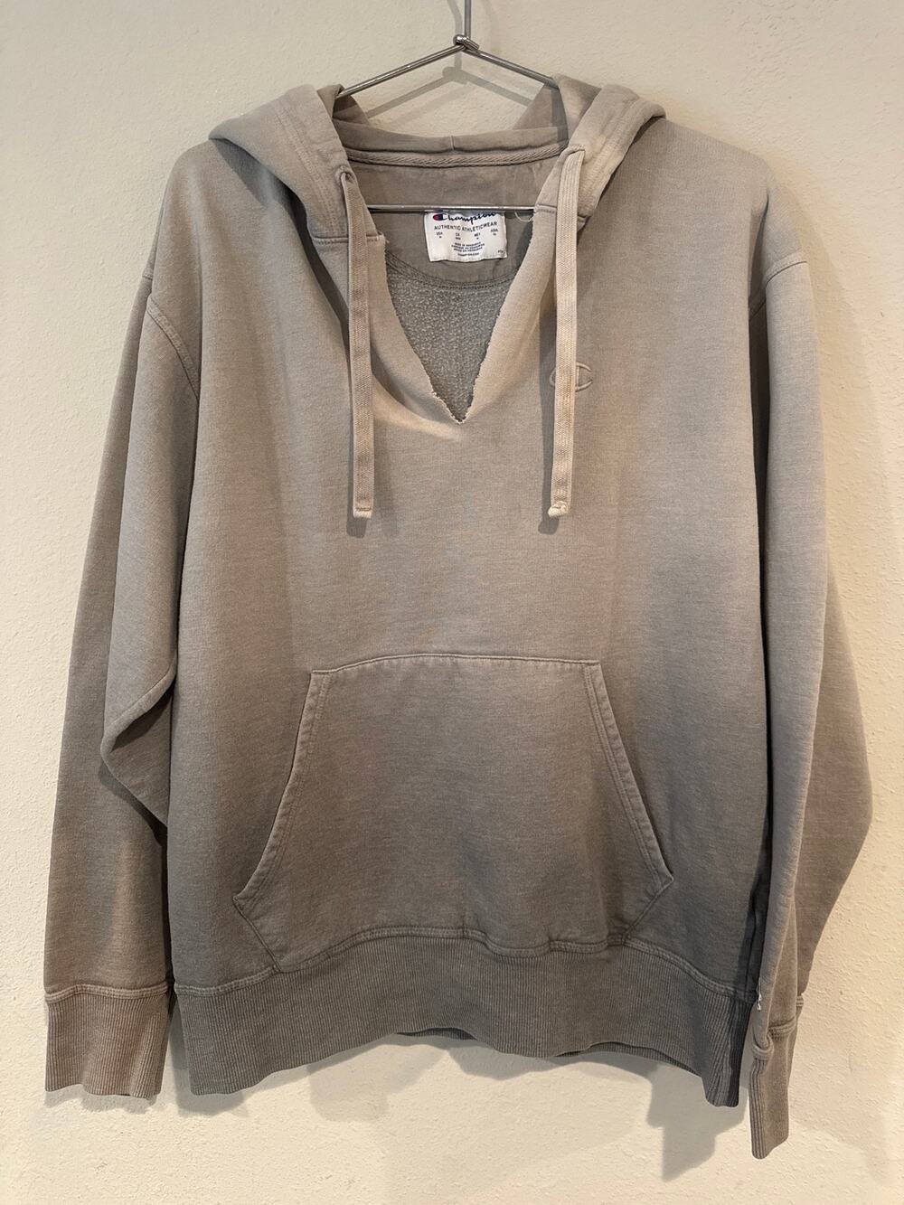 Champion Men’s M Gray Washed Distressed V-Neck Pullover Hoodie
